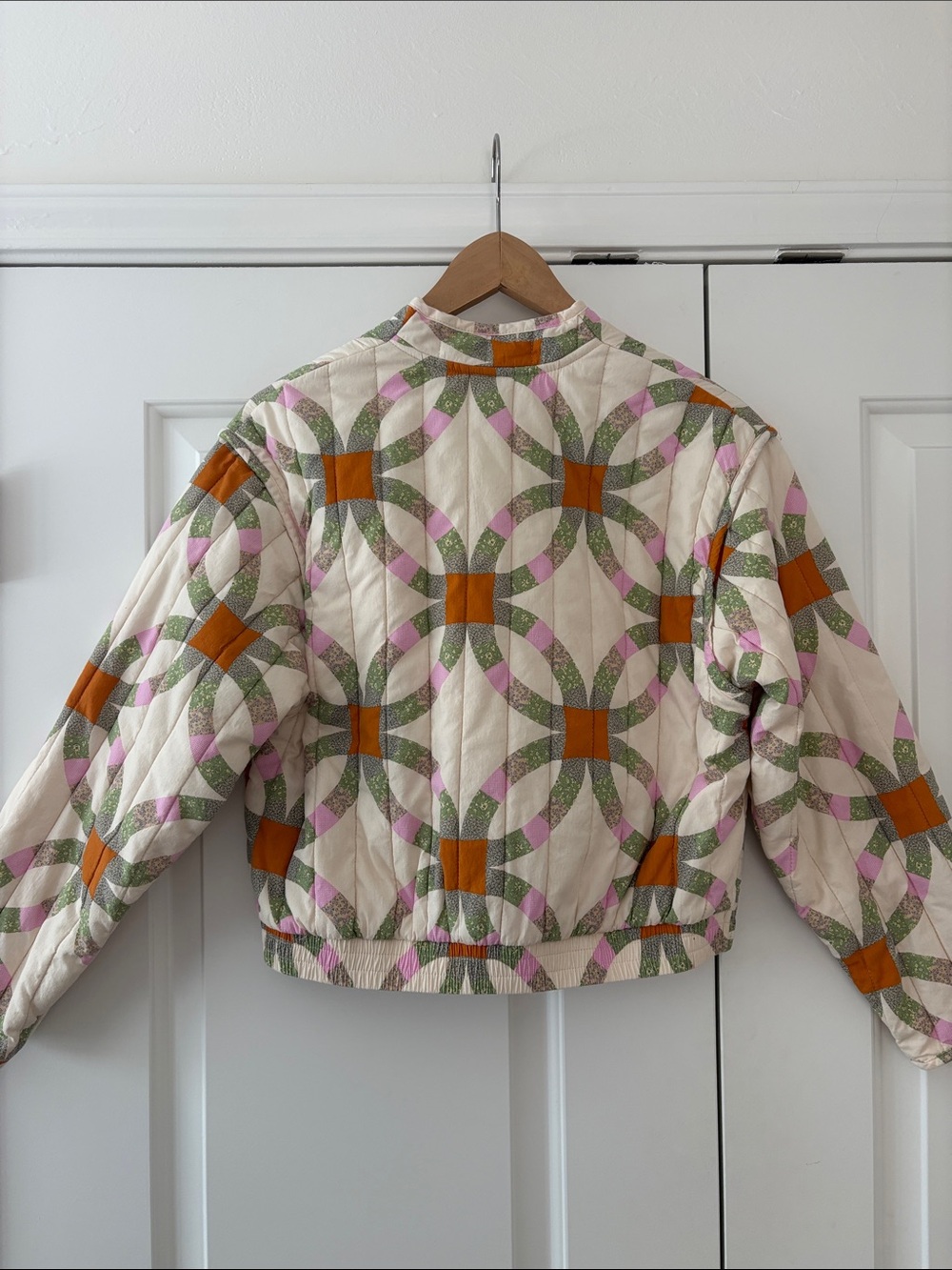 Universal Thread Quilted Patterned Crop Jacket - Picture 4 of 5